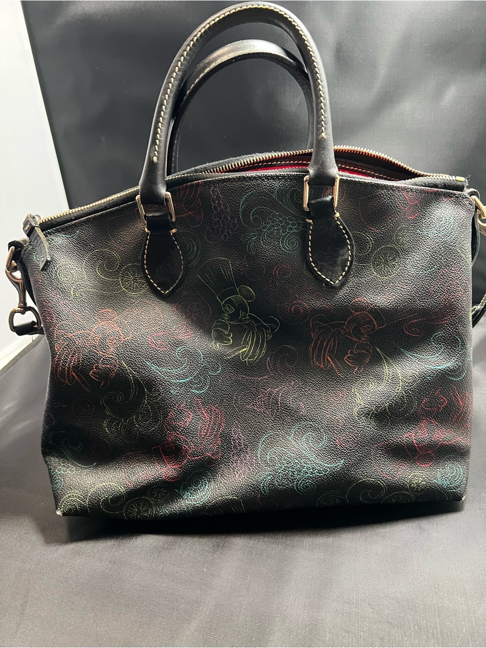 Dooney & Bourke Disney EPCOT Food & Wine Festival Satchel Black Sketch 2014 rare - Picture 4 of 8
